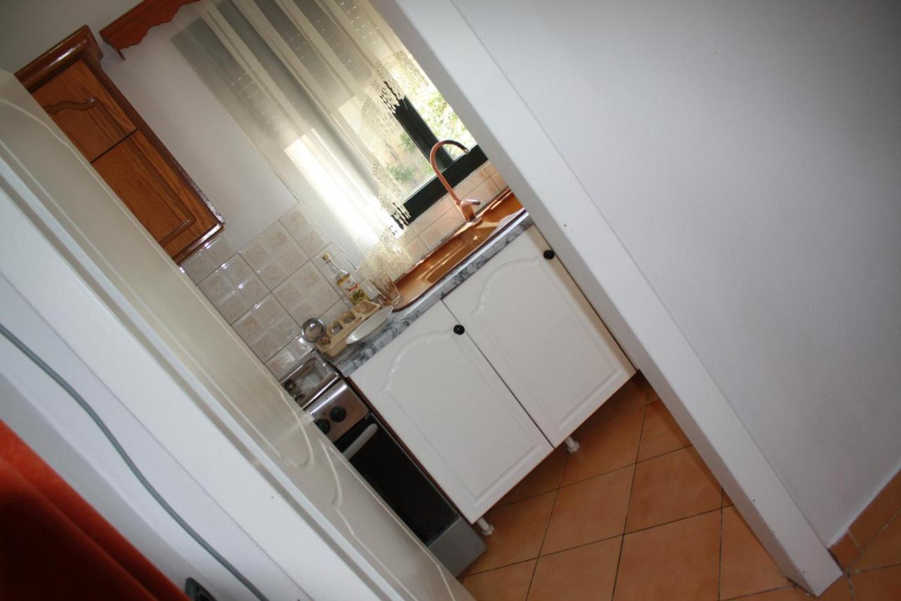 סרנדה Kanina Hotel&Hostel מראה חיצוני תמונה